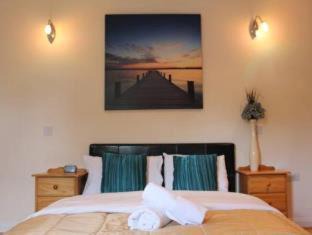 Takeley House | Family-Friendly Retreat at Remarc Guest House