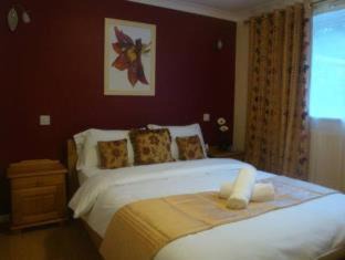 Takeley House | Family-Friendly Retreat at Remarc Guest House