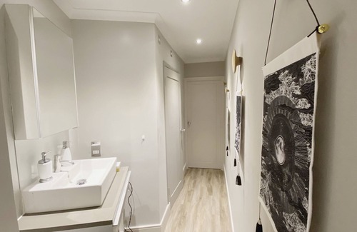 Vincent Square Apartment | Inviting 1-Bed Studio with Kitchen in London