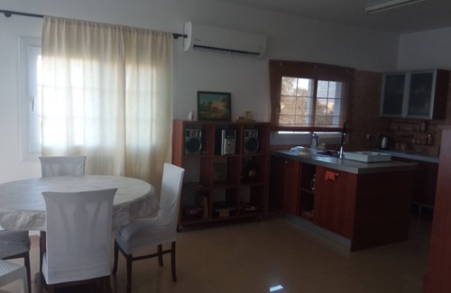 North Nicosia Apartment | Cozy 2-Bed Apartment with Breakfast in Nicosia's Heart