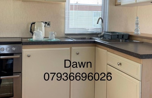 Mappleton House | Remarkable 2-Bed Villa caravan in Driffield