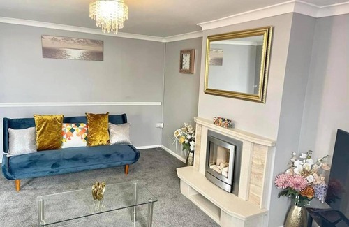 Graig Apartment | Inviting 3-Bed Apartment in Newport - Pet & Child Friendly