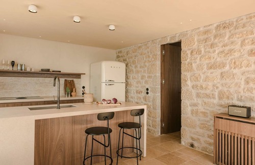 Kardamyli Villa | Serene Beachfront Villa Millennium Earl with Ocean Views