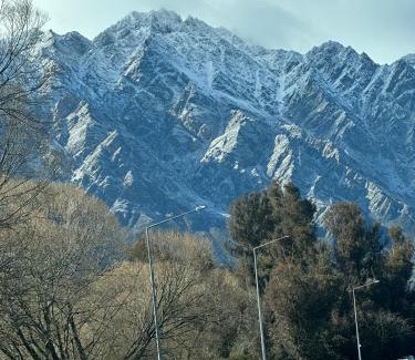Jacks Point House | Scenic Mountain View Escape with Great Guest Ratings