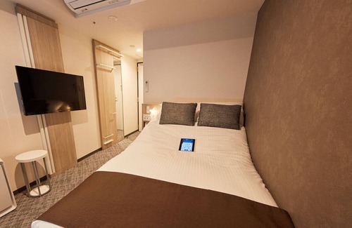 Atsugi Hotel | Eco-Friendly Retreat at Rembrandt Style Honatsugi