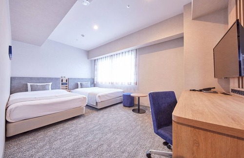 Atsugi Hotel | Eco-Friendly Retreat at Rembrandt Style Honatsugi