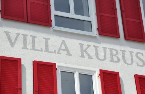 Langenargen Apartment | Top-Rated Remise Kubus in Villa Kubus - Family Friendly Stay
