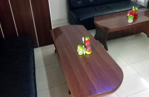 Nakuru Bed & Breakfast | Cozy Remiz Guest House: Family-Friendly with Breakfast Included