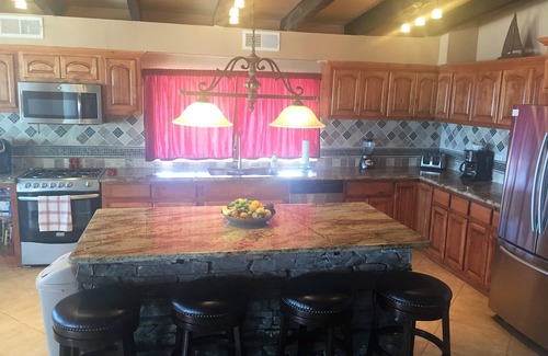Las Conchas House | Beachfront Haven: 4-Bedroom Home with Ocean View Amenities