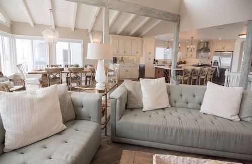 Oxnard Shores House | Beautiful Beach House Retreat with Ocean Views & Spa