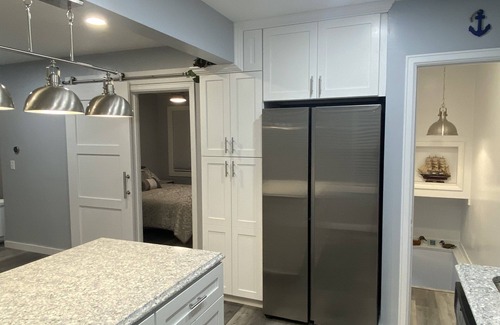 Clear Lake Cottage | Charming Remodeled Cottage Near City Park & Surf Ballroom