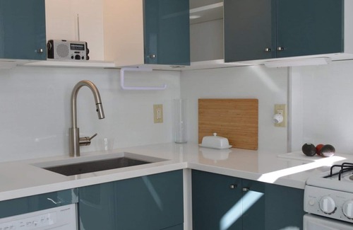 Washington Park West House | Stylish Flat for Two Near Washington Park with Breakfast