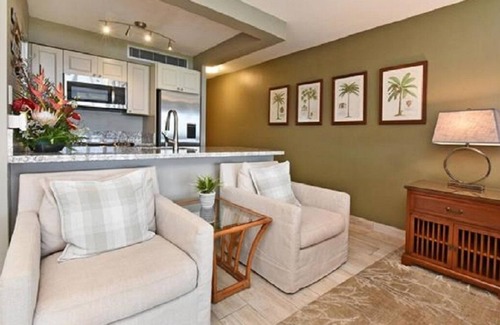 Honokowai Hotel | Ground Floor Studio with Pool & Ocean View - Rated 9.8