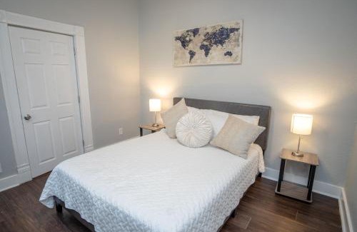 Five Points Apartment | Historic 1BR Oasis with Child-Friendly Amenities