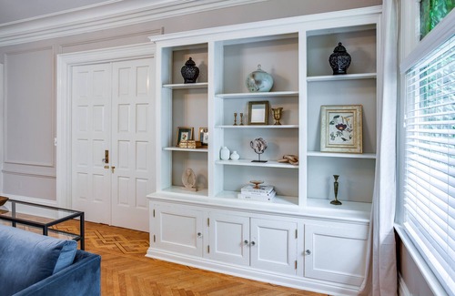 Rochester House | Historic Unit with King Bed & Ocean View Near Attractions