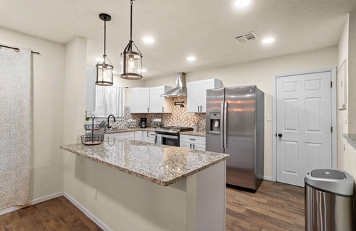 Las Cruces House | Modern Home with Pool - Perfect for Families & Top Rated!