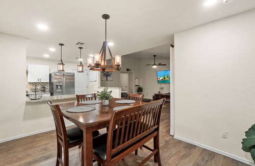 Las Cruces House | Modern Home with Pool - Perfect for Families & Top Rated!