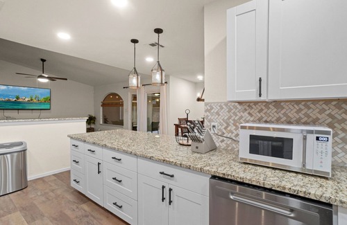 Las Cruces House | Modern Home with Pool - Perfect for Families & Top Rated!