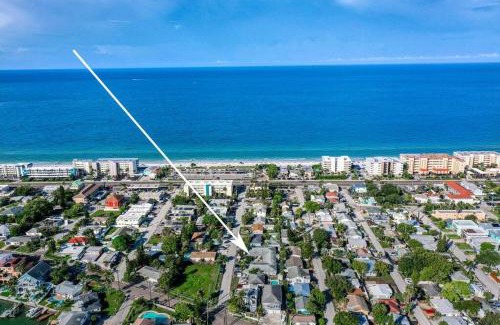Madeira Beach Apartment | Pet-Friendly Park Shore Suites: Steps to the Beach!