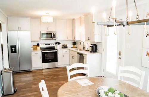 Bowling Green House | Pet-Friendly Split-Level Home with Southern Charm - 10/10