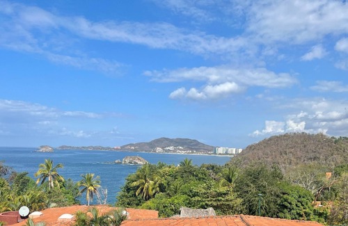 Ixtapa Villa | Ideal Villa Steps from Beach with Ocean View & Pool Access