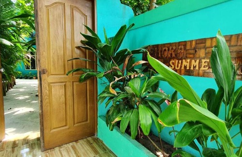 Nilandhoo House | Kid-Friendly Retreat at Remora Summer House - 10/10 Rated