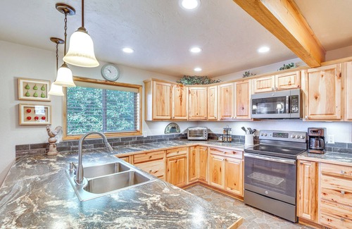 Elk City House | Idyllic Elk City Retreat with Decks & Mountain Views!