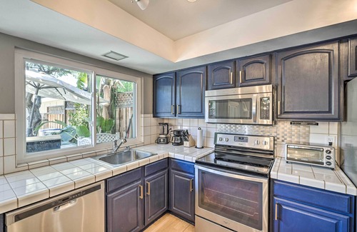 Edenvale House | San Jose Retreat: Fun with Pool Table and Arcades!
