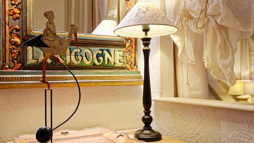 Riquewihr House | Pet-Friendly Retreat at Remparts de Riquewihr - La Cigogne Blanche