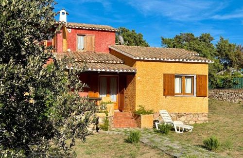 Rena Majore House | Discover Rena Majore: Oceanfront Getaway with Pet-Friendly Perks