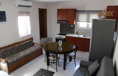 Patsianos House | Family-Friendly Getaway at Rena's - Rated 9.4/10