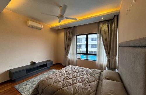 Bukit Jelutong Apartment | Escape to Renai Bukit Jelutong with Oceanfront Bliss