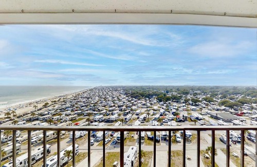 Myrtle Beach Hotel | Renaissance 908: Oceanfront Retreat with Private Pool