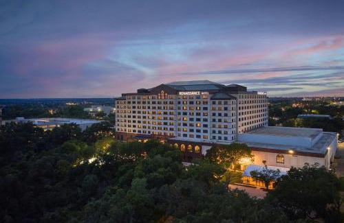 Arboretum Hotel | Relax at Renaissance Austin Hotel with Ocean View & Spa