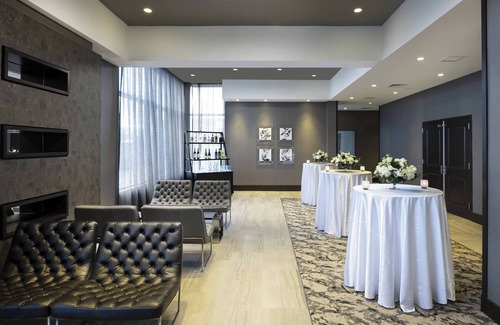 Foxboro Hotel | Top-Rated Renaissance by Marriott Boston Patriot Place Hotel