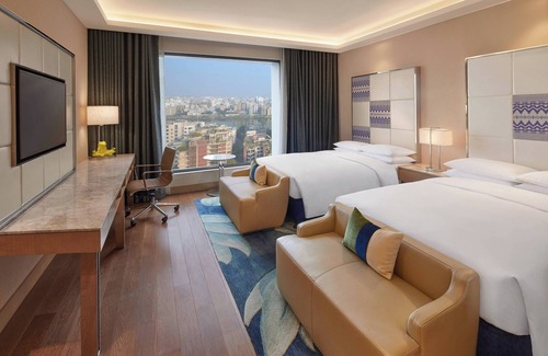 Dhaka Hotel | Stay at Renaissance Dhaka Gulshan Hotel - 5-Star Excellence