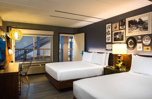 West Bloomington Hotel | Explore Renaissance Minneapolis Bloomington Hotel Amenities