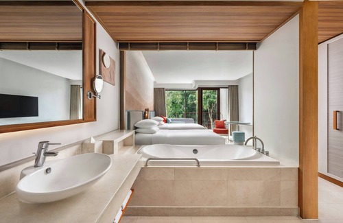Mai Khao Resort | Indulge at Renaissance Phuket Resort & Spa: 5-Star Retreat