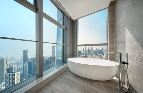 Futian CBD Hotel | Experience Comfort at Renaissance Shenzhen Bay Hotel