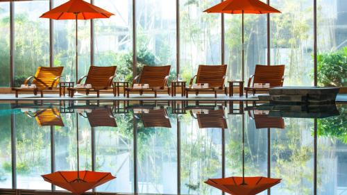 Wuchang Hotel | Discover Renaissance Wuhan Hotel: A 5-Star Retreat