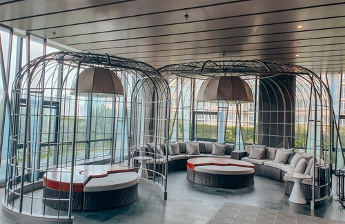 Yanta Qu Hotel | Discover Renaissance Xi'an Hotel: Rated 9.4/10 with Spa & Pool