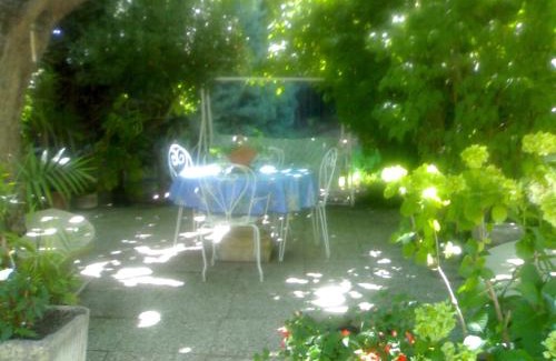 Cheval-Blanc Apartment | Relaxing Luberon Gite with Private Pool & Scenic Views