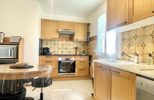 Cheval-Blanc Villa | Rendez-vous in the sun of Provence - Gîte 4 people (80m2) - garden corner - Air conditioning