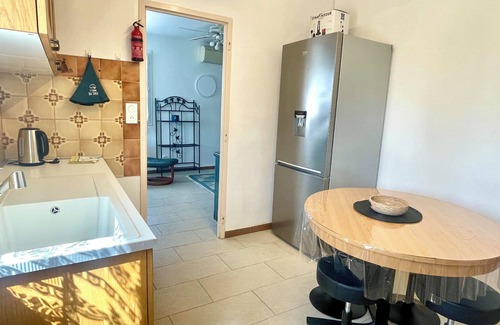 Cheval-Blanc Villa | Rendez-vous in the sun of Provence - Gîte 4 people (80m2) - garden corner - Air conditioning
