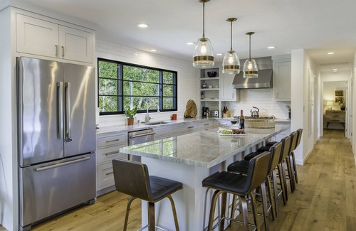 Healdsburg House | Indulge at Rendezvous Under the Oaks: Pool & Spa Retreat