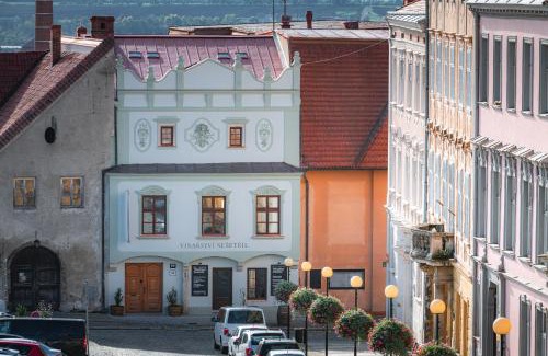 Znojmo Apartment | Discover the Elegance of the Renesanční Vinařský Dům