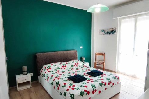 Pietra Ligure Apartment | Child-Friendly Retreat at Renesmee Beach Apartment