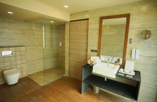 Gandhidham Hotel | Discover Renest Gandhidham: Spa, Dining & Family-Friendly