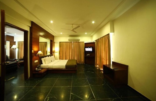 Gandhidham Hotel | Discover Renest Gandhidham: Spa, Dining & Family-Friendly