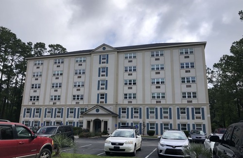 Surfside Beach Apartment | Experience Renewal at SeaScape with Oceanfront Amenities